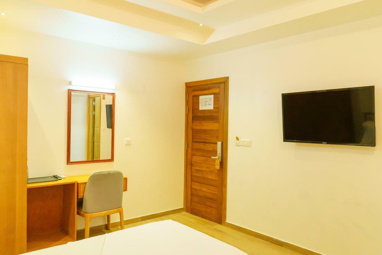 อาราม สเตย์ Hotel ฮุลฮูมาเล ภายนอก รูปภาพ