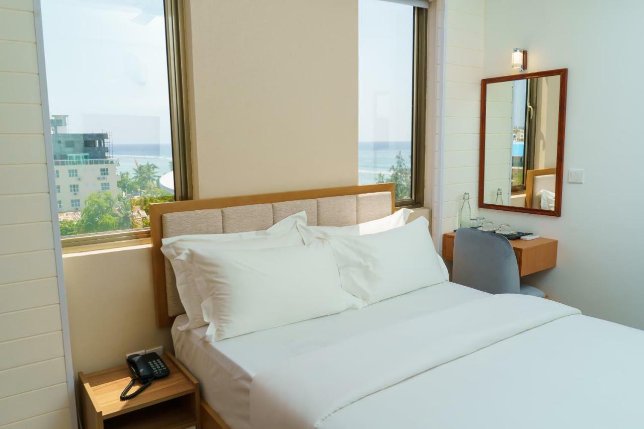 อาราม สเตย์ Hotel ฮุลฮูมาเล ภายนอก รูปภาพ